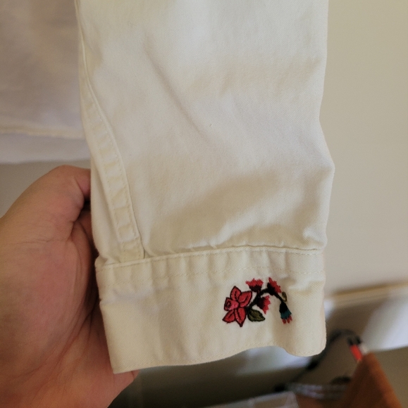 Vintage Disney Minny and Mickey Embroidered Button Down - Picture 8 of 15